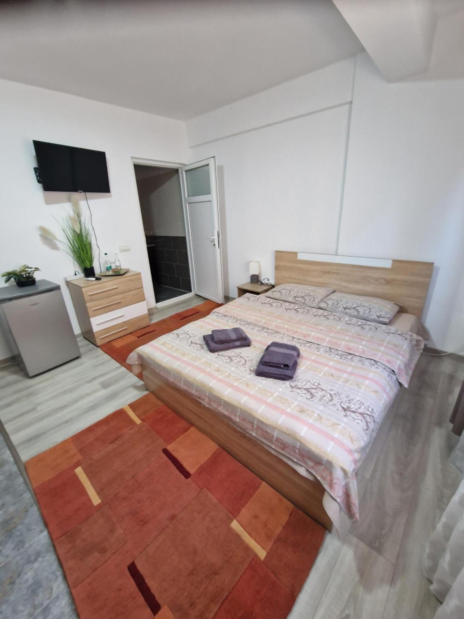 Casa Darya-24h Check-in Homestay Bucharest